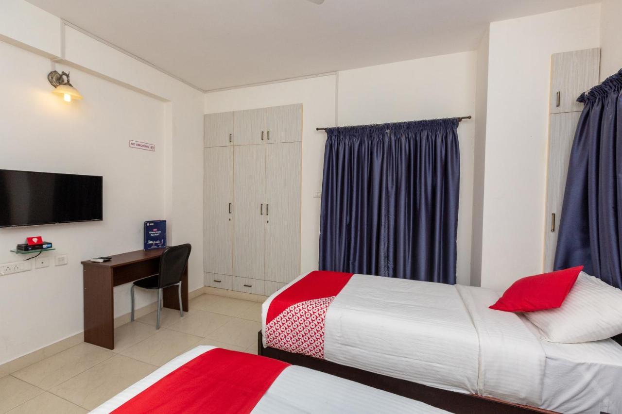 Oyo 23202 Cute Orange Service Apartments Chennai Exteriör bild