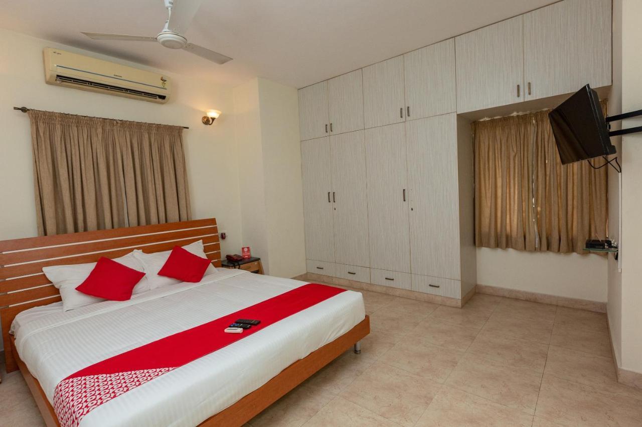 Oyo 23202 Cute Orange Service Apartments Chennai Exteriör bild