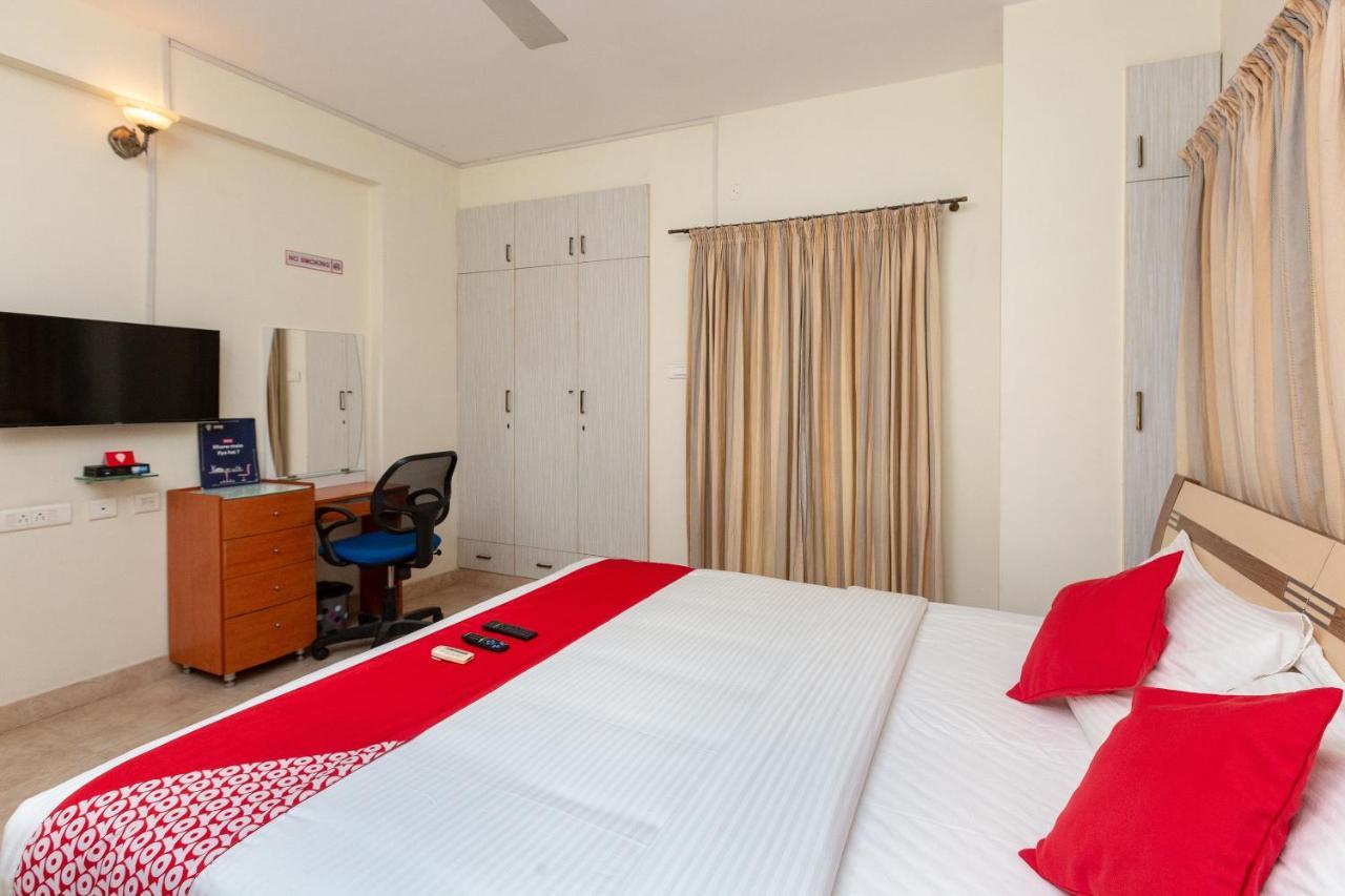Oyo 23202 Cute Orange Service Apartments Chennai Exteriör bild