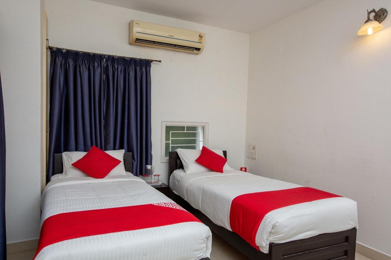 Oyo 23202 Cute Orange Service Apartments Chennai Exteriör bild